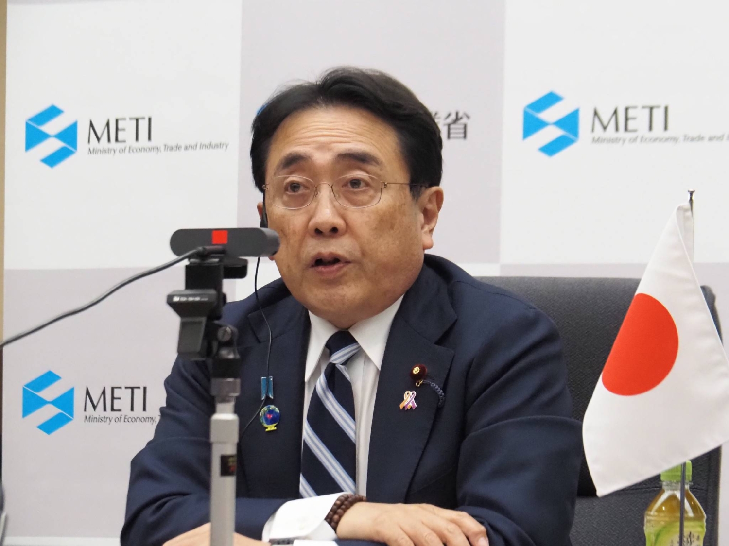 Akazawa implores Asian partners to diversify energy suppliers