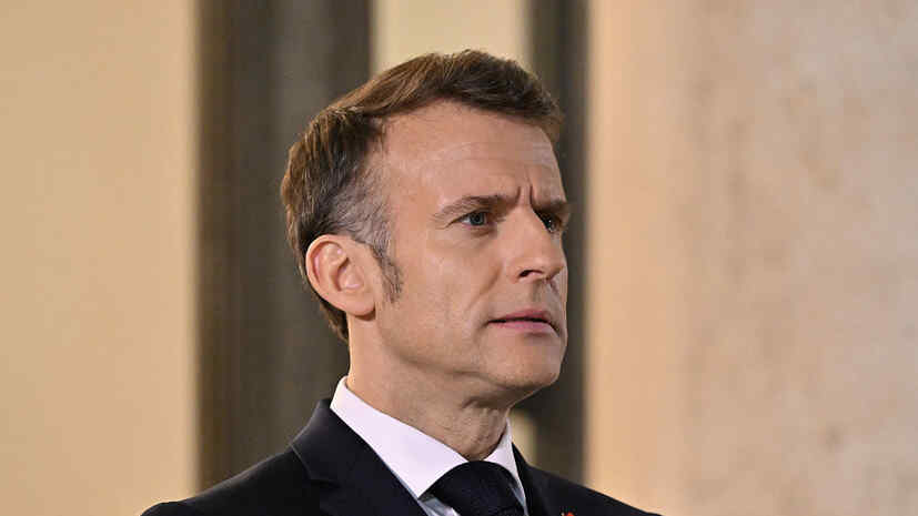 Macron urges Iran to stop attacks on Middle East countries