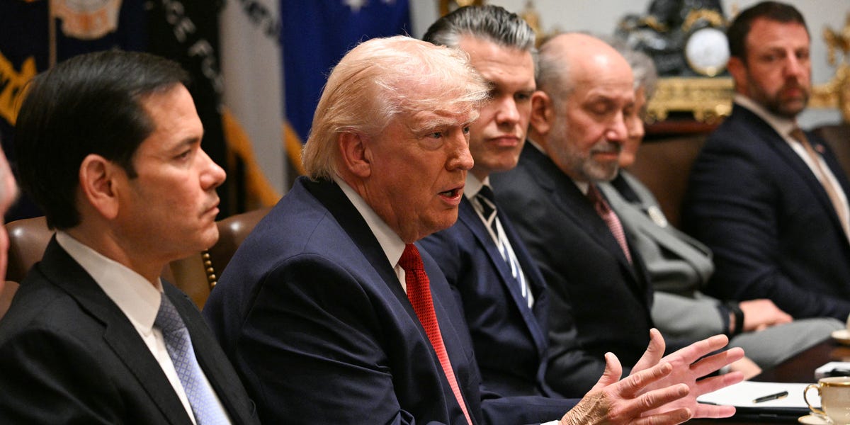 Stocks Drop and Oil Spike As Investor Optimism for Iran Peace Deal Wanes