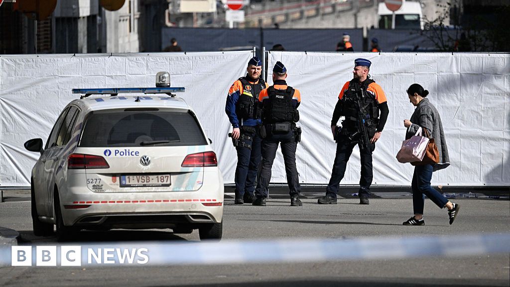 Blast outside Belgium synagogue was 'antisemitic act', mayor says – BBC Blast outside Belgium synagogue was 'antisemitic act', mayor says – BBC