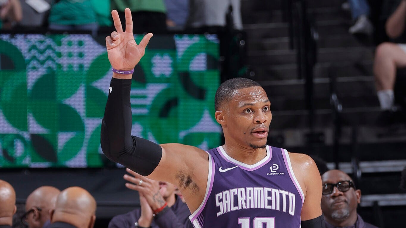 Kings Injury Updates: Westbrook out, Murray progressing