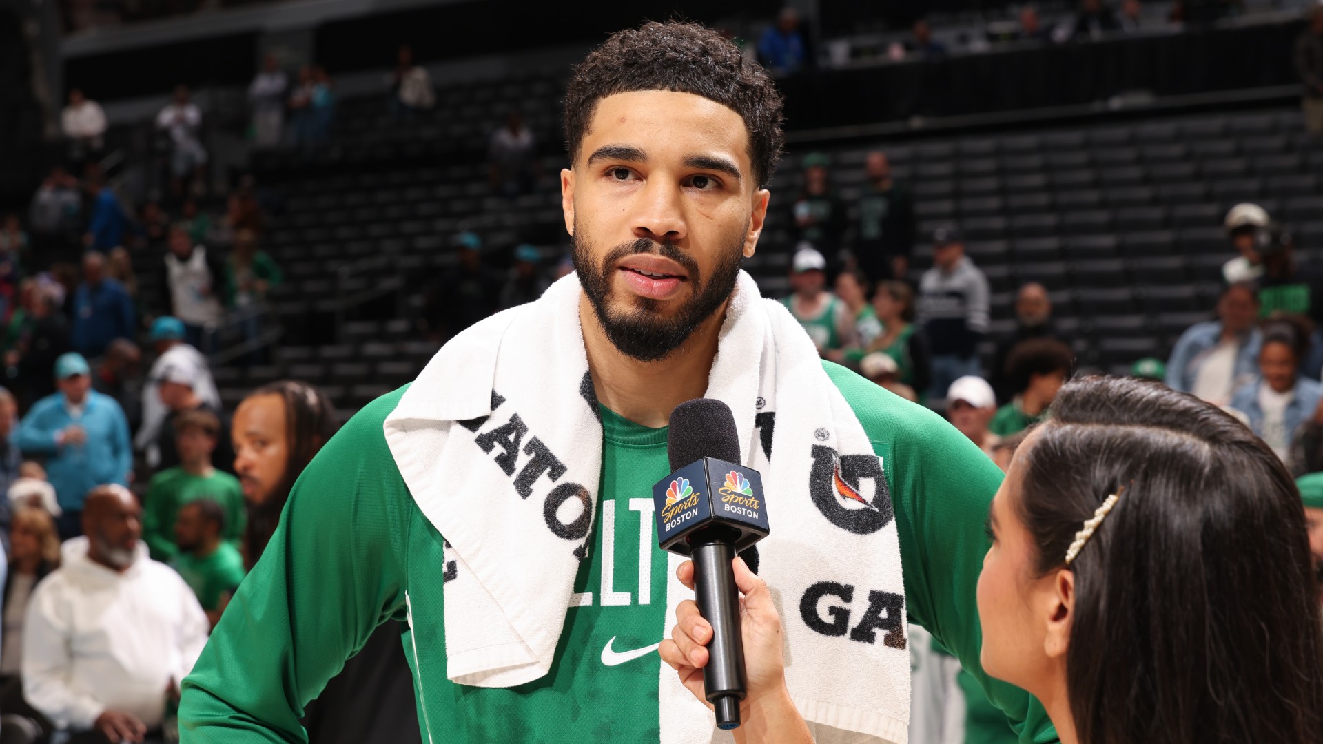 Jayson Tatum logs 32 points as Celtics win, clinch playoffs