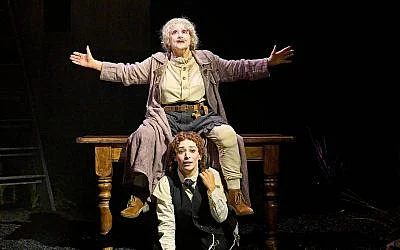 The Blogs: Yentl – A Review | Jonathan Baz The Blogs: Yentl – A Review | Jonathan Baz