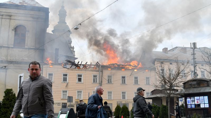 Russia fires nearly 1,000 drones against Ukraine in one of the war’s largest attacks Russia fires nearly 1,000 drones against Ukraine in one of the war’s largest attacks