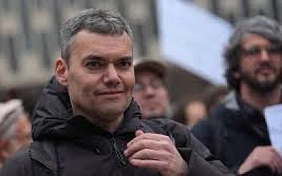 The Blogs: A Man Tried to Kill Our Children. He Blamed a Yard Sign. | Steven Abraham The Blogs: A Man Tried to Kill Our Children. He Blamed a Yard Sign. | Steven Abraham