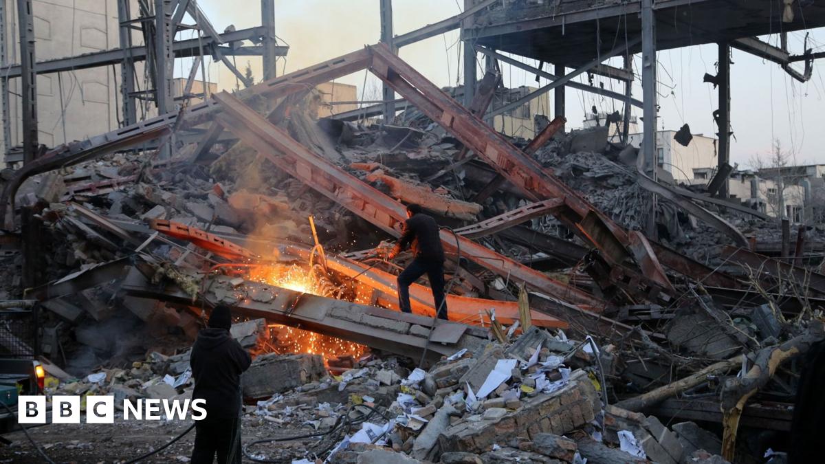 Trump says US took ‘last best chance’ to hit Iran, as Tehran makes new threat to Gulf shipping Trump says US took ‘last best chance’ to hit Iran, as Tehran makes new threat to Gulf shipping