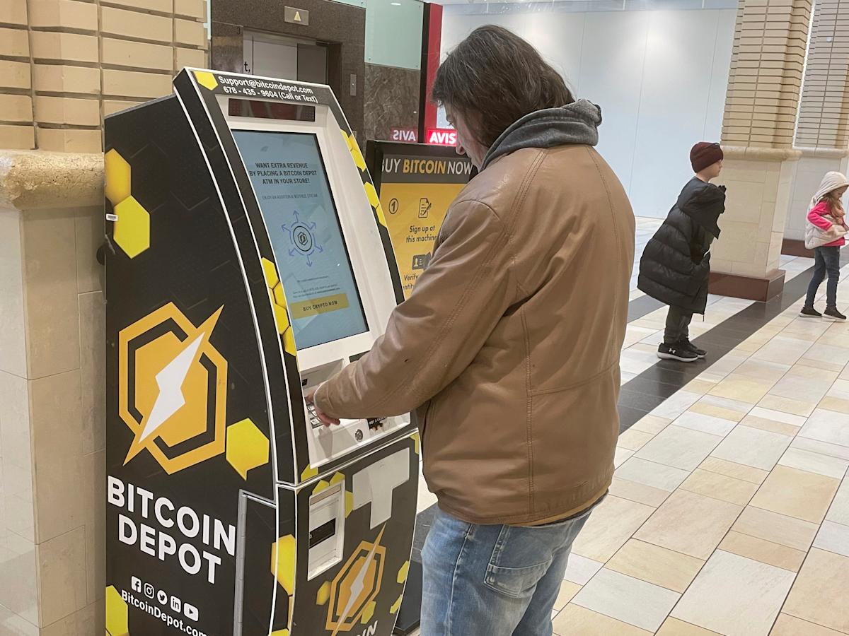 Bitcoin’s price stabilises after dipping to almost ,000 following US strike on Iran Bitcoin’s price stabilises after dipping to almost ,000 following US strike on Iran