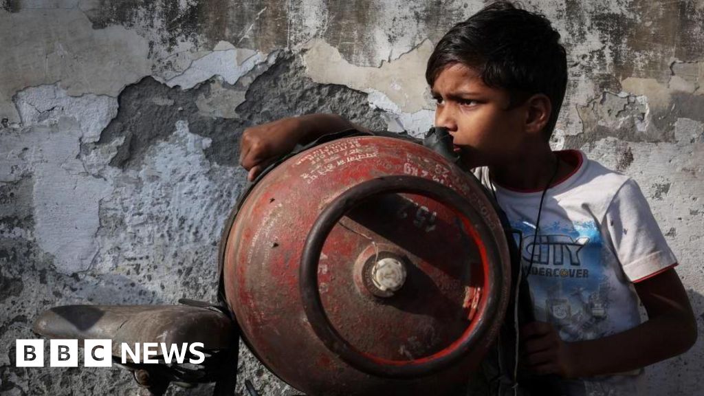 Asia everyday life is being upended by Iran war fuel crisis – BBC