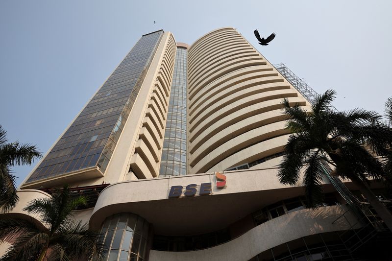 Indian shares stage a partial rebound after steep drop as oil retreats Indian shares stage a partial rebound after steep drop as oil retreats