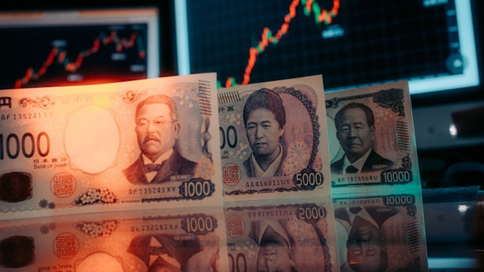 Investors turn away from yen as haven asset during Iran war Investors turn away from yen as haven asset during Iran war