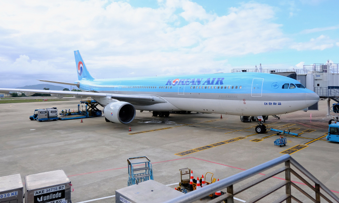 Fuel price surge drives up airfares