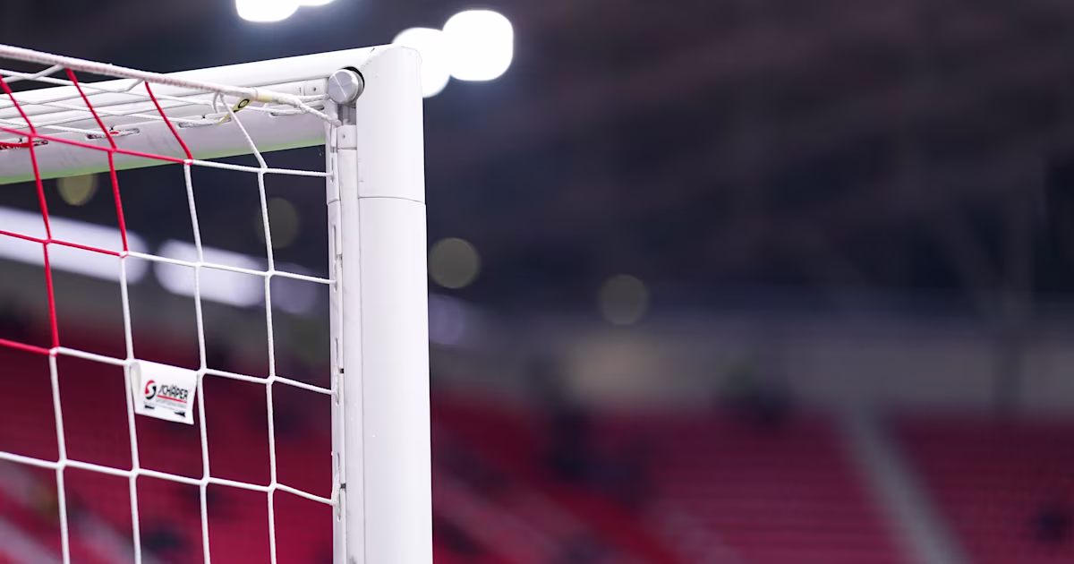 India beat Pakistan 3-0 to qualify for semi-finals