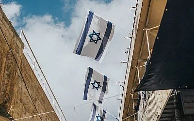 The Blogs: ‘Roaring Like Lions’ and the Centrality of Israel: Educational Implications | Chaim Y. Botwinick