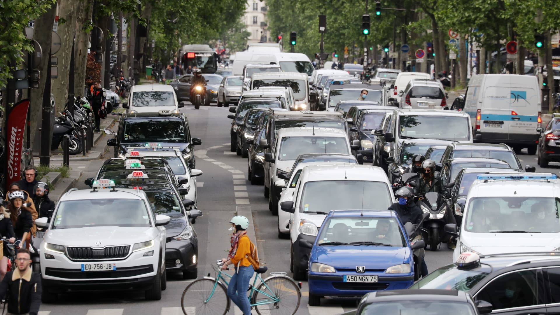 Can defense save Europe’s ailing car industry? Can defense save Europe’s ailing car industry?