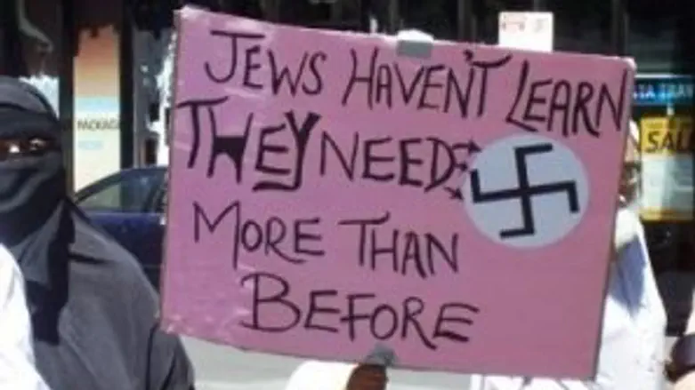 Islam and Islamism: The Wilhelmine Germany parallel Islam and Islamism: The Wilhelmine Germany parallel