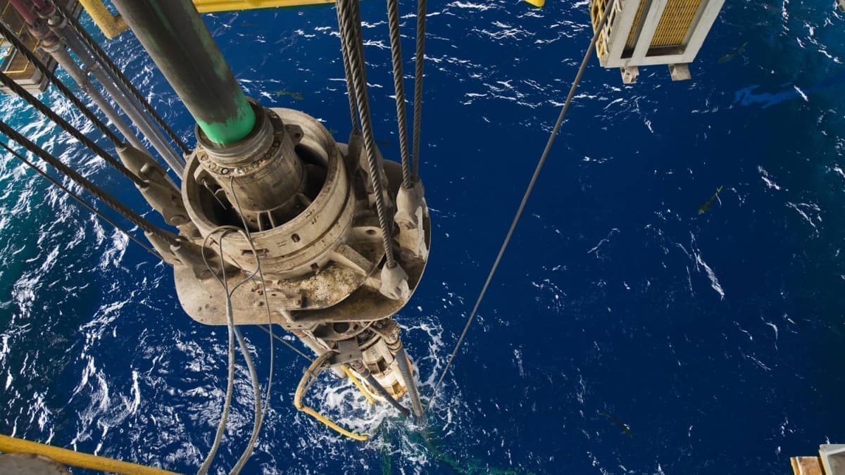 Middle East Oil Pricing Is Cracking Under Pressure