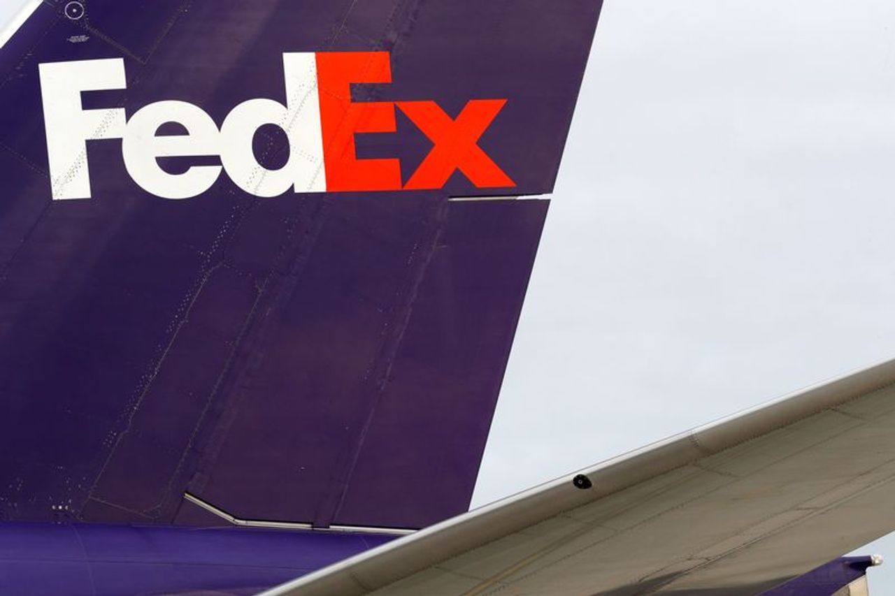 French Jewish group files complaint against FedEx over Gaza-linked arms shipments to Israel