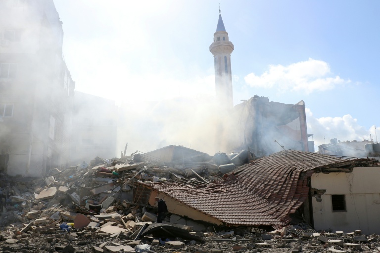 Stocks rally on optimism over Iran war ceasefire, oil extends gains