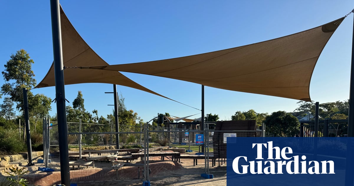 Sydney playground at centre of asbestos mulch scandal closed again after timber found ‘bleeding black tar-like substance’ | Pollution Sydney playground at centre of asbestos mulch scandal closed again after timber found ‘bleeding black tar-like substance’ | Pollution