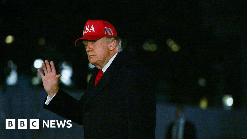 Trump deletes controversial Jesus-themed social media post – BBC