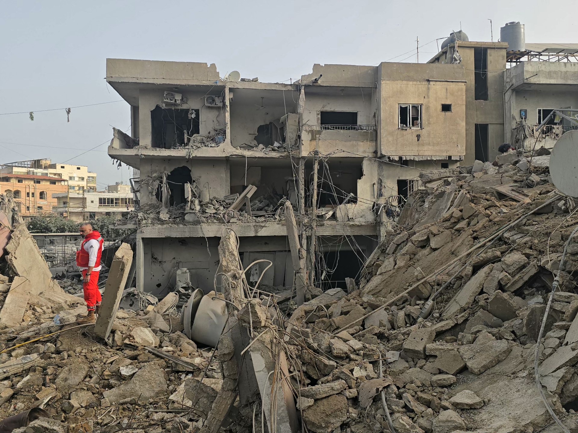 Israeli strikes damage hospital in Lebanon’s Tyre; ground invasion advances | US-Israel war on Iran News Israeli strikes damage hospital in Lebanon’s Tyre; ground invasion advances | US-Israel war on Iran News