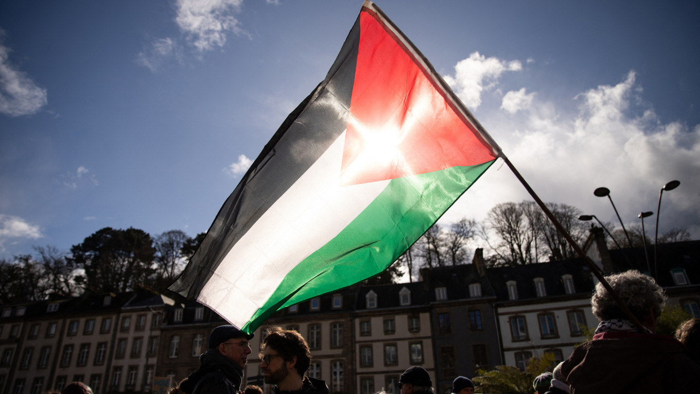 Why are Palestinian books struggling to be seen on Amazon? Why are Palestinian books struggling to be seen on Amazon?