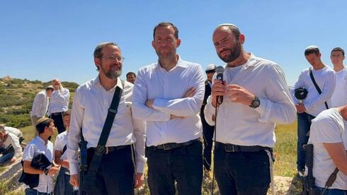 Israel plans return to evacuated West Bank settlement this summer