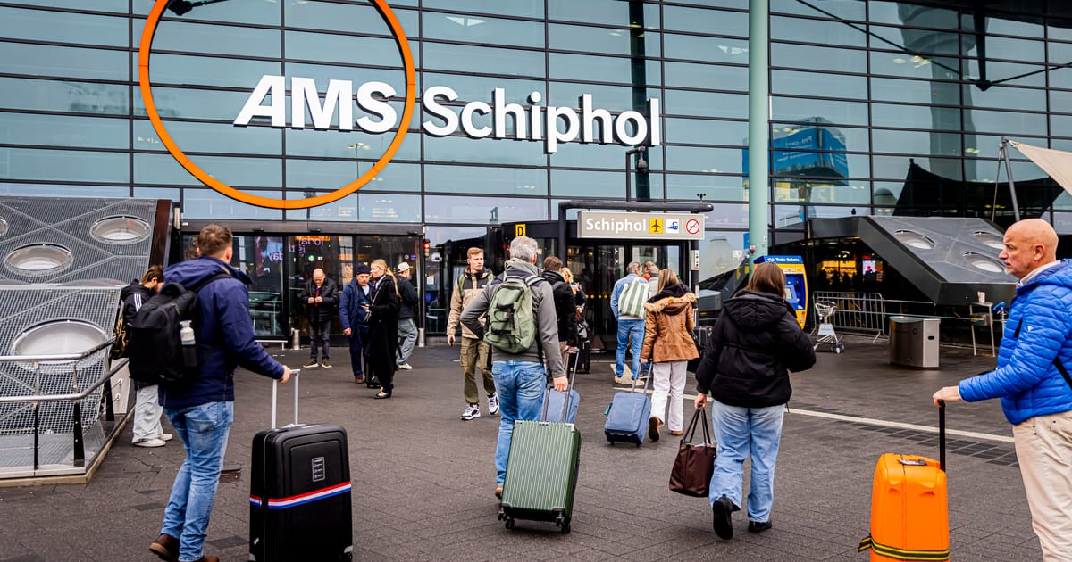 Airlines cancel flights, ground planes as jet fuel shock hits Europe – POLITICO