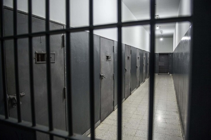Israel arrests 2 air force personnel for alleged spying for Iran: Report