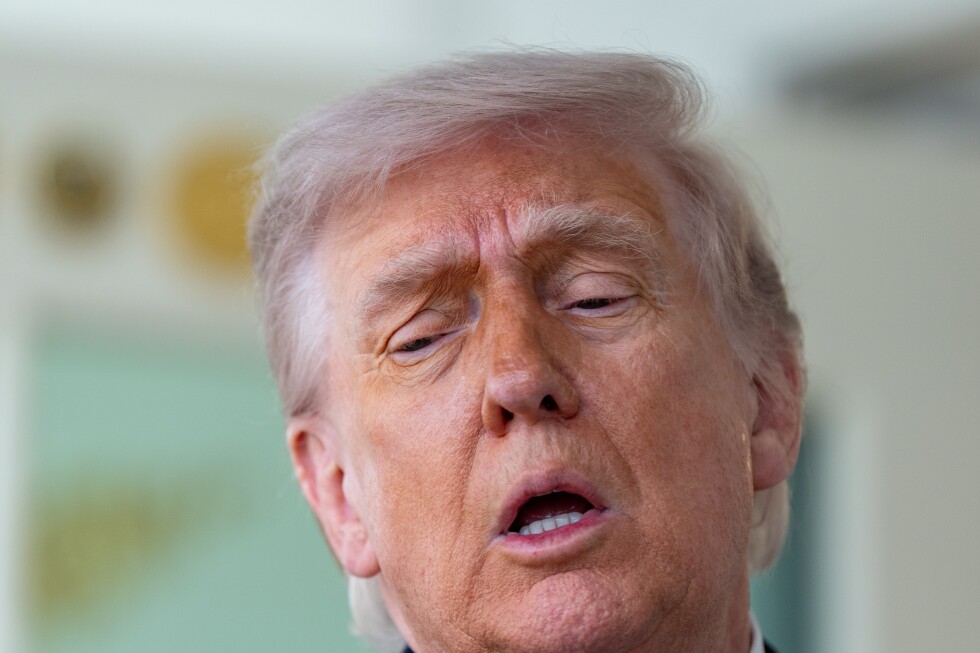 Trump says China agrees not to send weapons to Iran